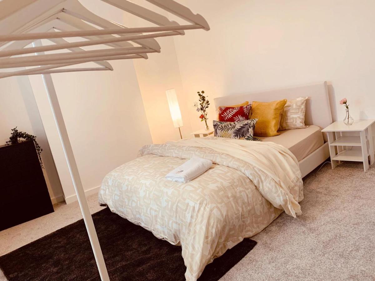 Modern & Luxurious Central Home - Free Parking Liverpool Bagian luar foto