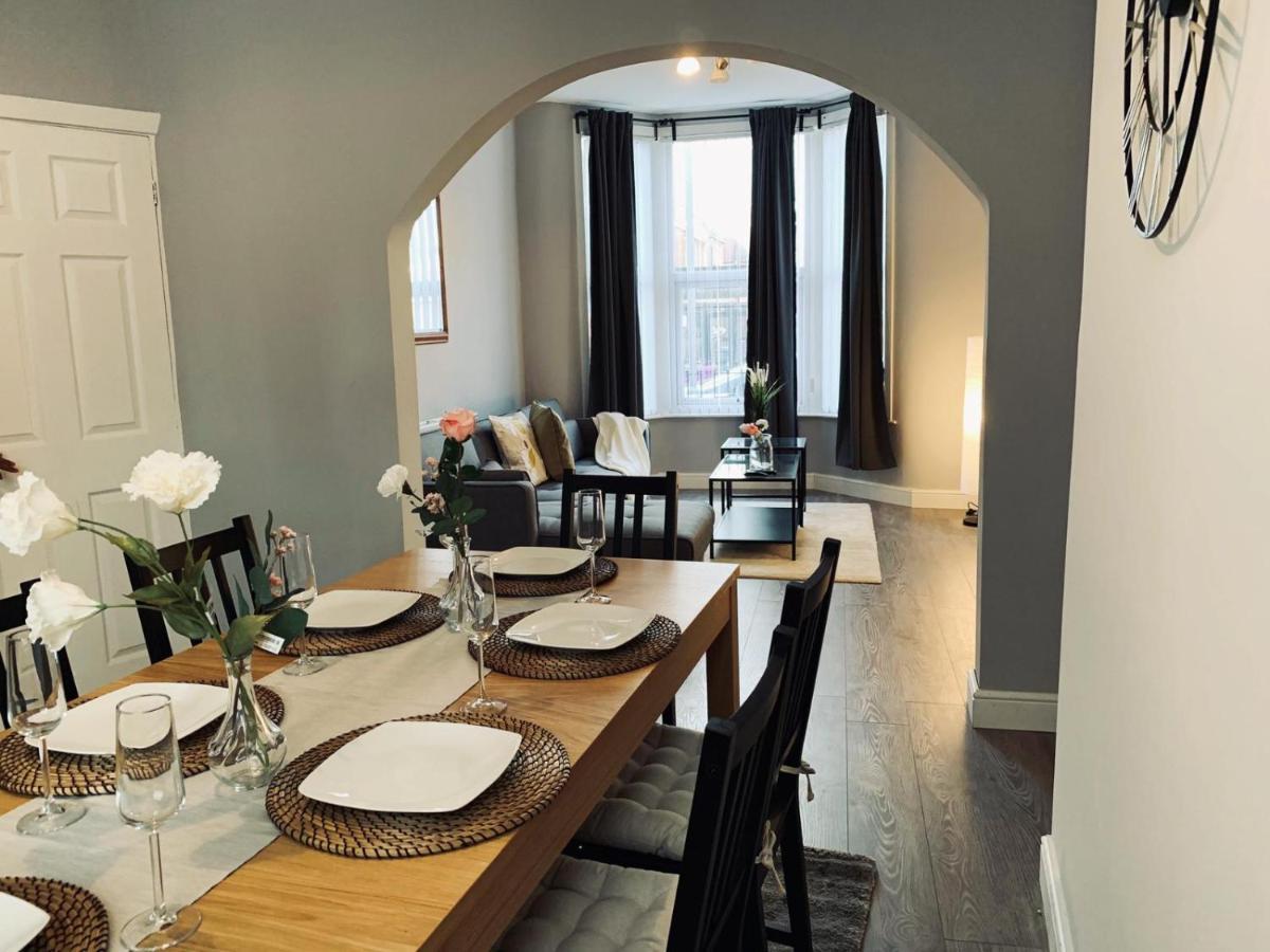 Modern & Luxurious Central Home - Free Parking Liverpool Bagian luar foto
