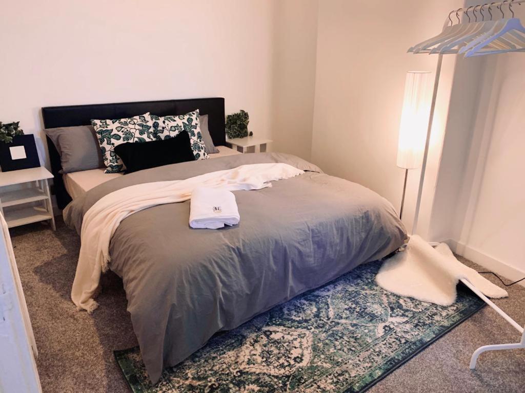 Modern & Luxurious Central Home - Free Parking Liverpool Bagian luar foto